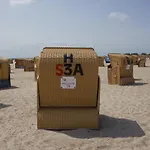 Inselblume 78 - Mit Strandkorb In Burgtiefe * Burgtiefe auf Fehmarn