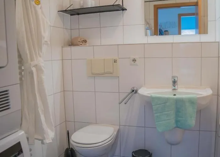 Inselblume 78 - Mit Strandkorb In Burgtiefe Vakantiehuis *