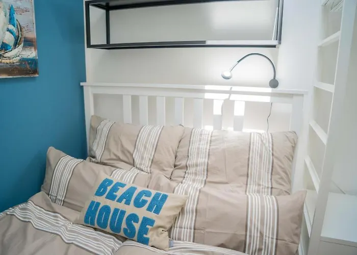 Inselblume 78 - Mit Strandkorb In Burgtiefe *